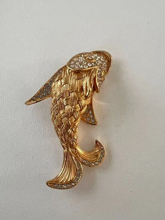 Vintage Christian Dior Gold Plated Phinestone Koi Fish Brooch - Picture 4 of 6